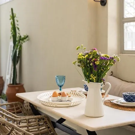 Lemontrees Residences * Rhodes City