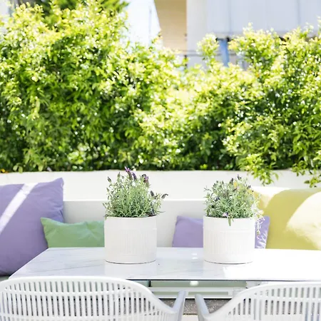 Lemontrees Residences * Rhodes City