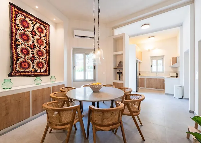 Lemontrees Residences Apartment Rhodes City